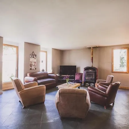 Grande Maison De Caractère à Quelques Mètres Circuit Villa