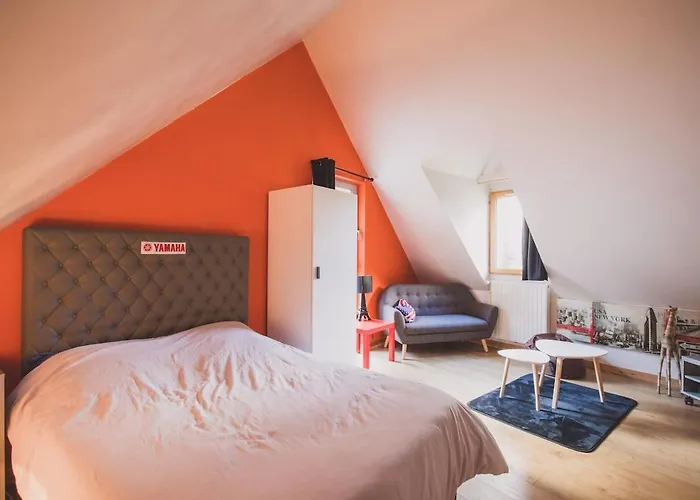 Villa Grande Maison De Caractère à Quelques Mètres Circuit *