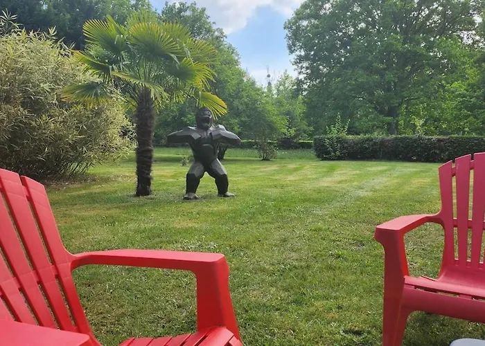 Grande Maison De Caractère à Quelques Mètres Circuit Villa